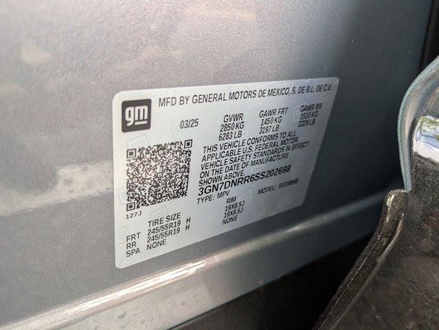 New 2025 Chevrolet Equinox EV LT w/ LPO, Blackout Package AWD/4WD image 19