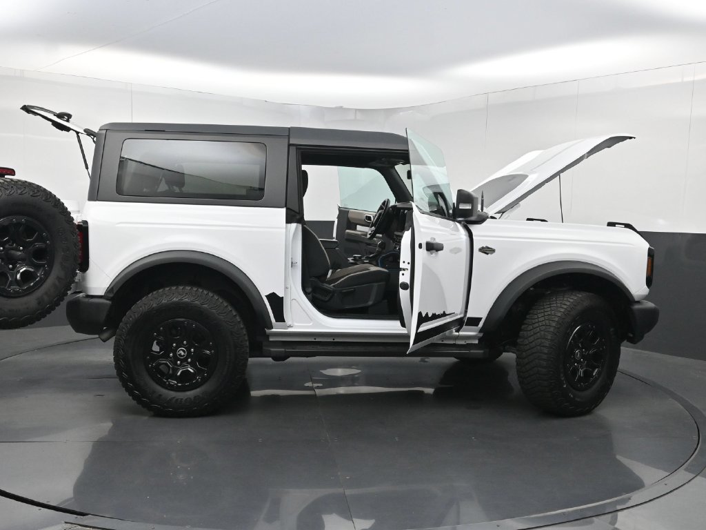 Used 2022 Ford Bronco Wildtrak AWD/4WD image 34