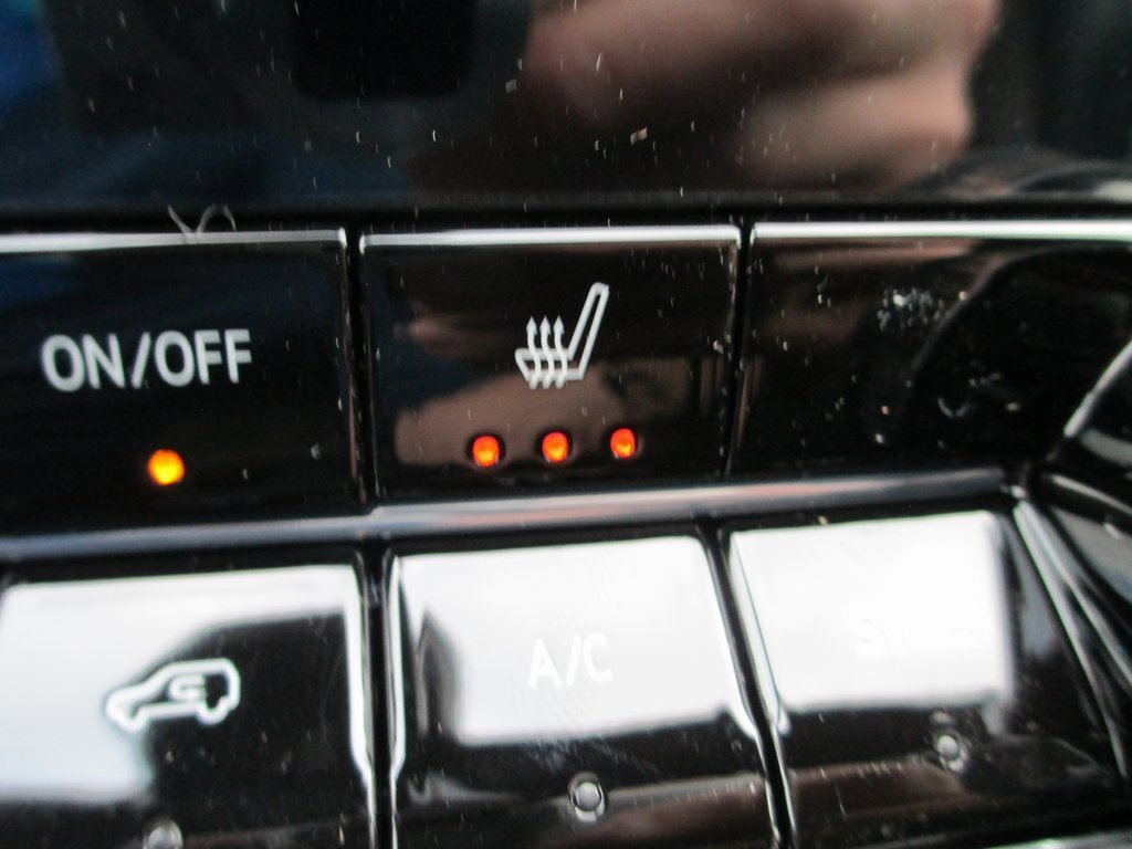 New 2026 GMC Canyon Elevation w/ Convenience Package image 16