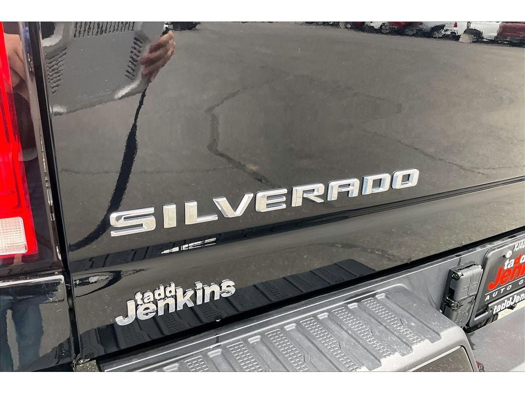 Used 2025 Chevrolet Silverado 2500 ZR2 w/ Technology Package AWD/4WD image 33