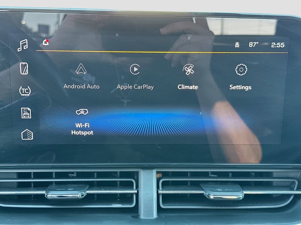 Used 2024 Chevrolet Trax RS w/ Driver Confidence Package image 14