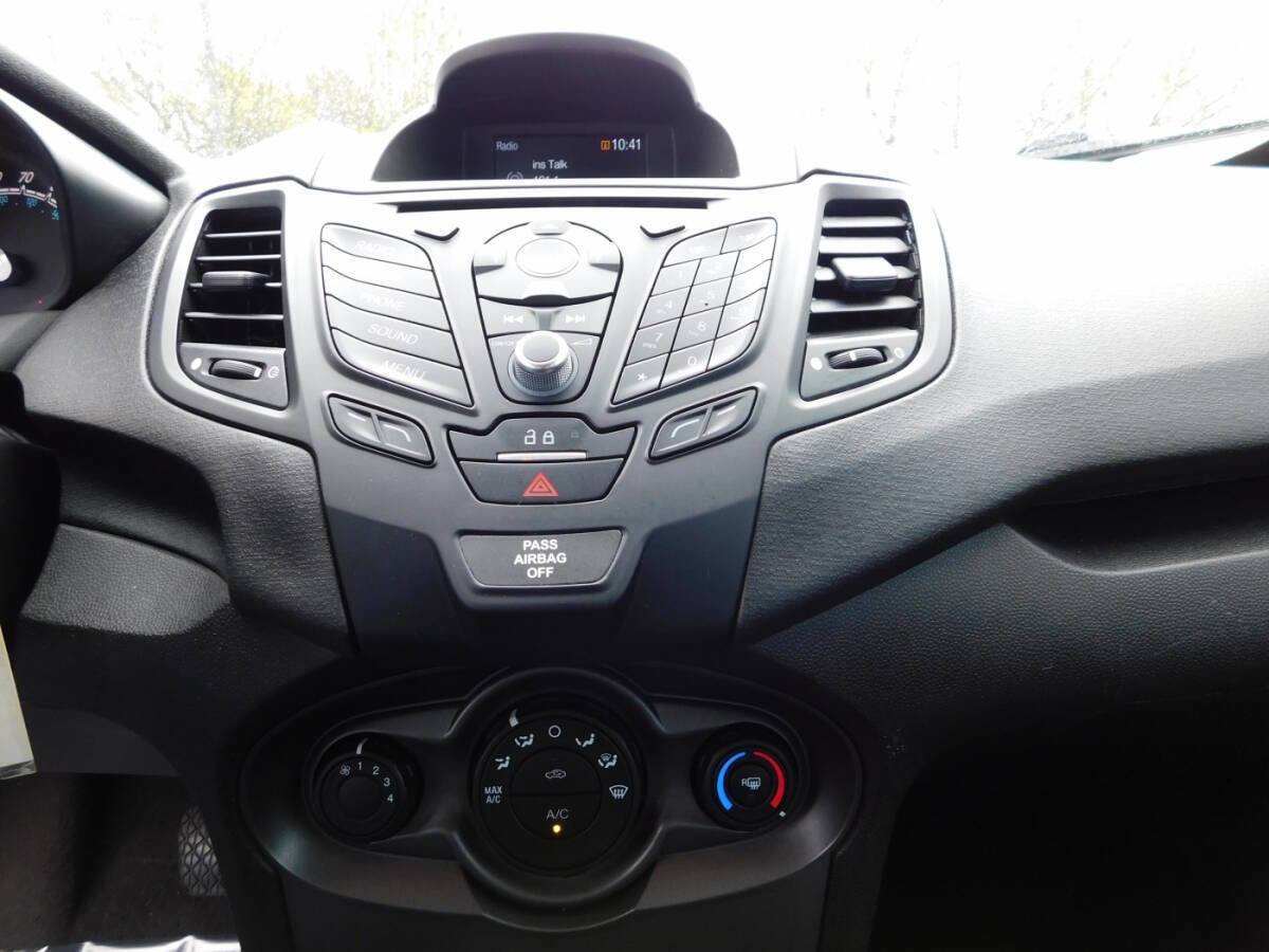 Used 2018 Ford Fiesta S image 10