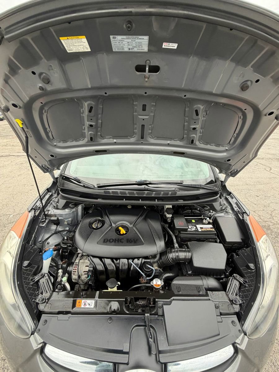 Used 2013 Hyundai Elantra GLS w/ Preferred Pkg image 26