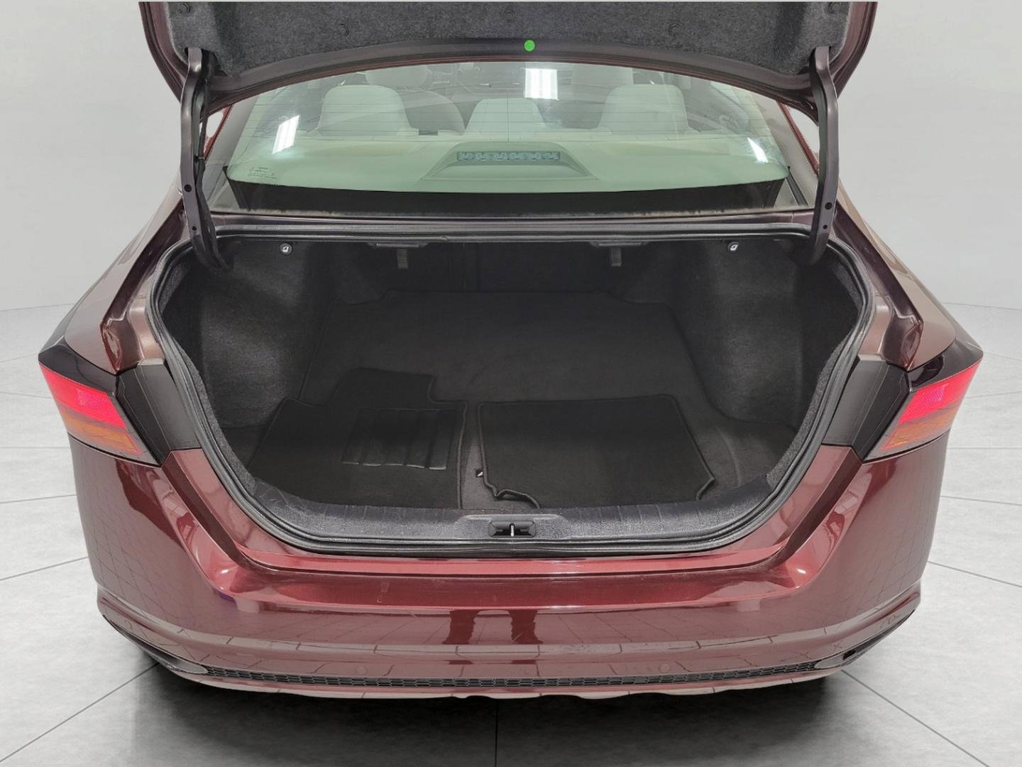 Used 2025 Nissan Altima 2.5 SV image 16