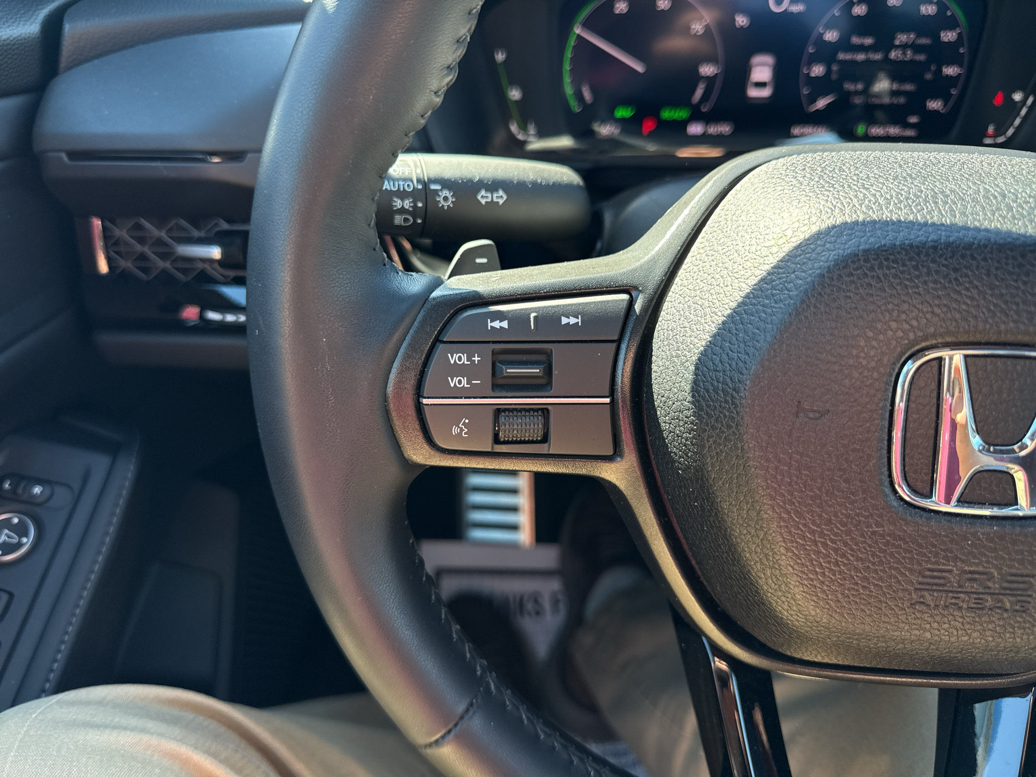 Used 2025 Honda Accord Sport image 25