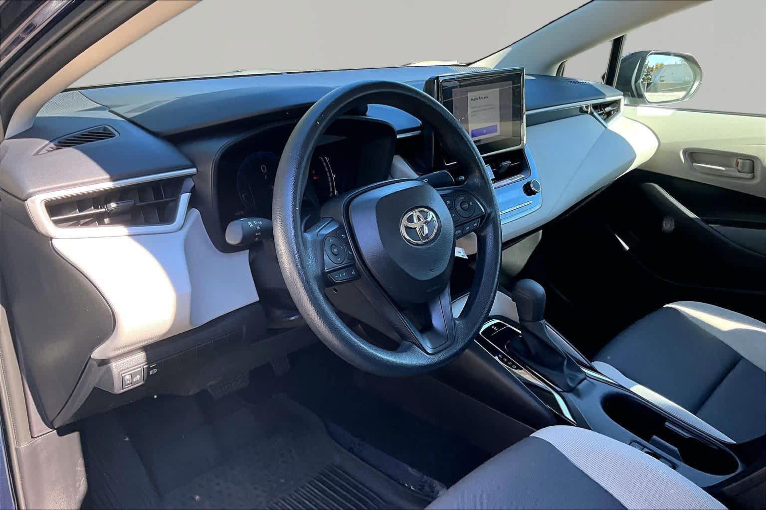 Certified 2026 Toyota Corolla LE FWD image 18