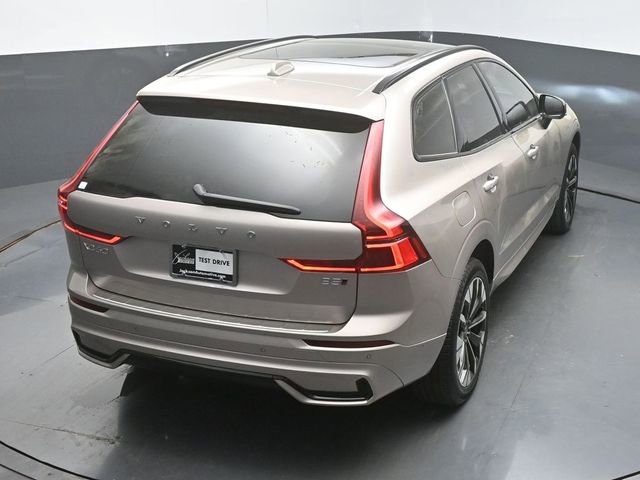 Used 2026 Volvo XC60 B5 Plus w/ Protection Package Premier image 48
