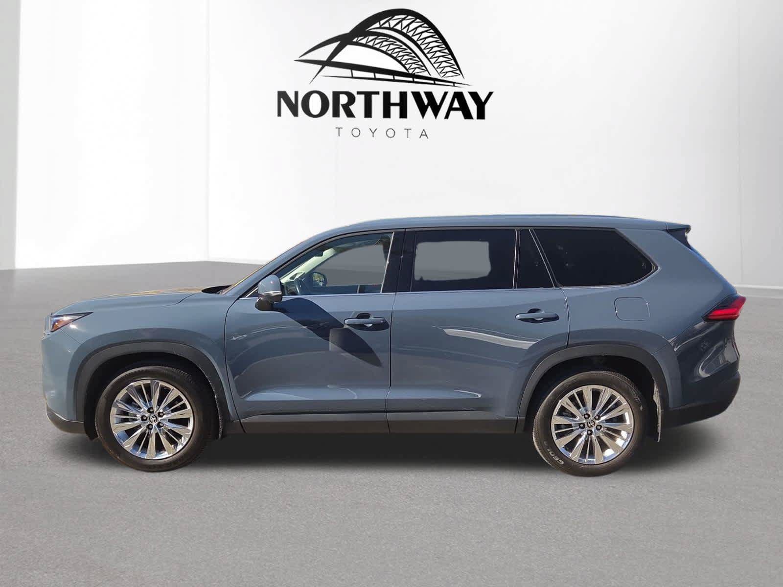 Used 2024 Toyota Grand Highlander AWD image 7