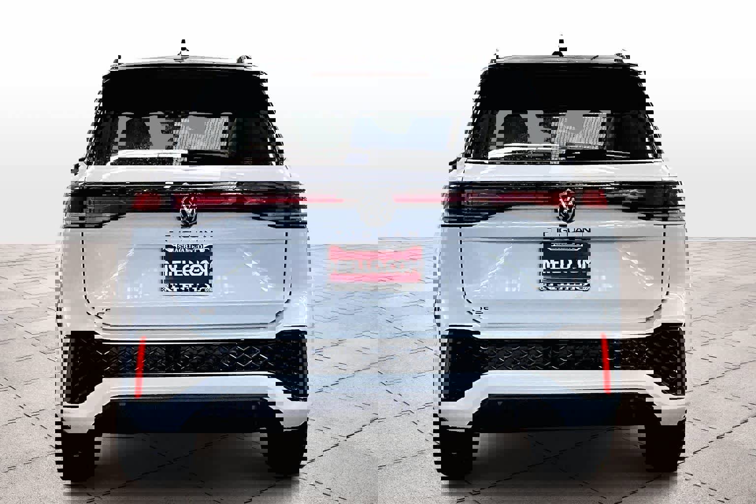 New 2026 Volkswagen Tiguan SE R-Line image 6