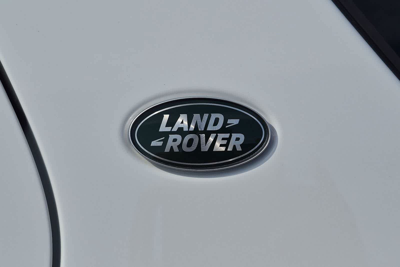 New 2026 Land Rover Discovery Sport Landmark AWD/4WD image 8