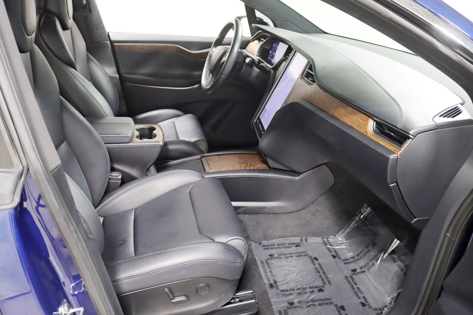 Used 2018 Tesla Model X 75D image 29