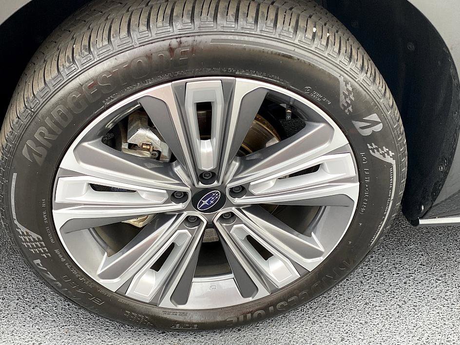 Used 2024 Subaru Solterra Touring image 9