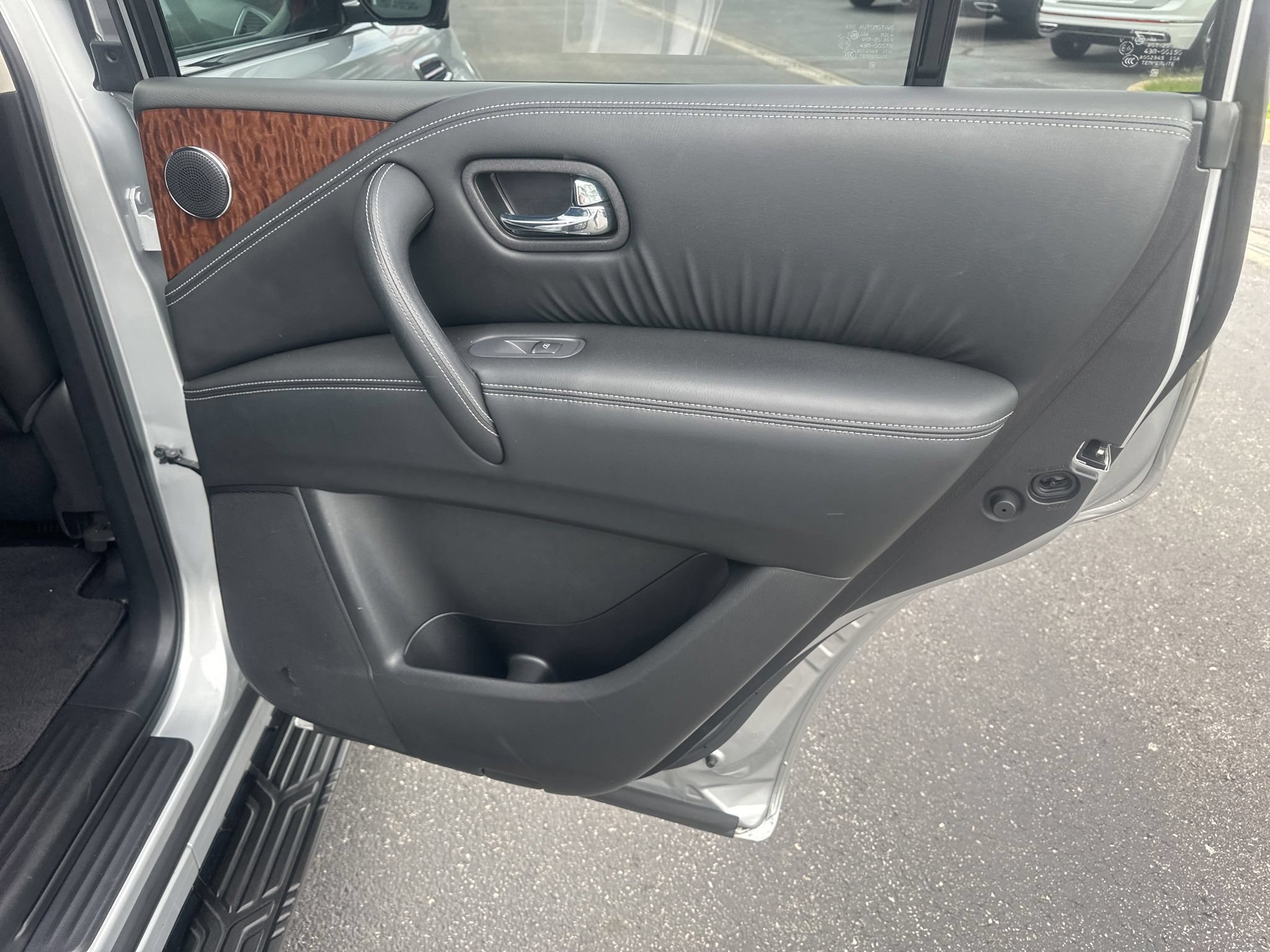 Used 2018 Nissan Armada SL w/ Premium Package AWD/4WD image 14