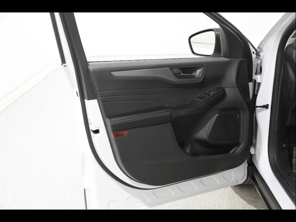 Certified 2023 Ford Escape Active image 4