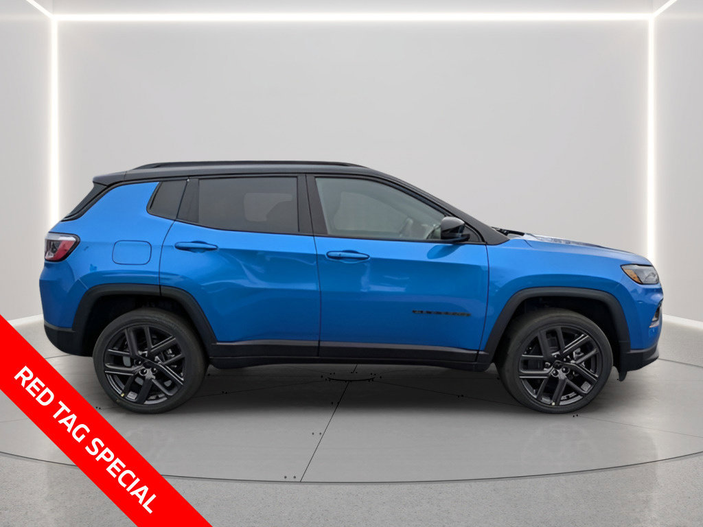 New 2026 Jeep Compass Limited w/ Sun, Sound & Navigation Group AWD/4WD image 2