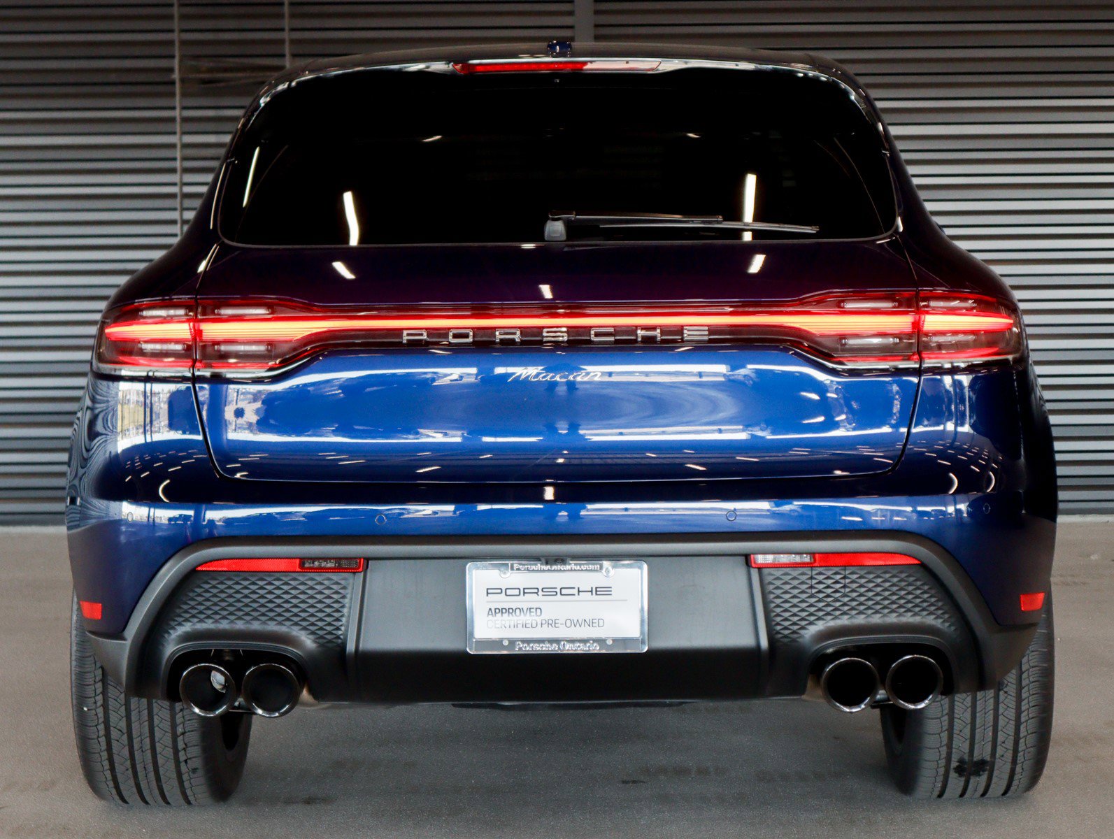 Used 2025 Porsche Macan image 9