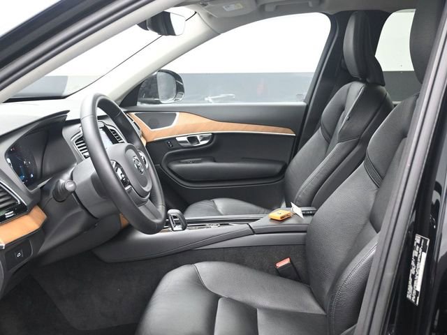 Used 2023 Volvo XC90 B6 Plus w/ Protection Package AWD/4WD image 6