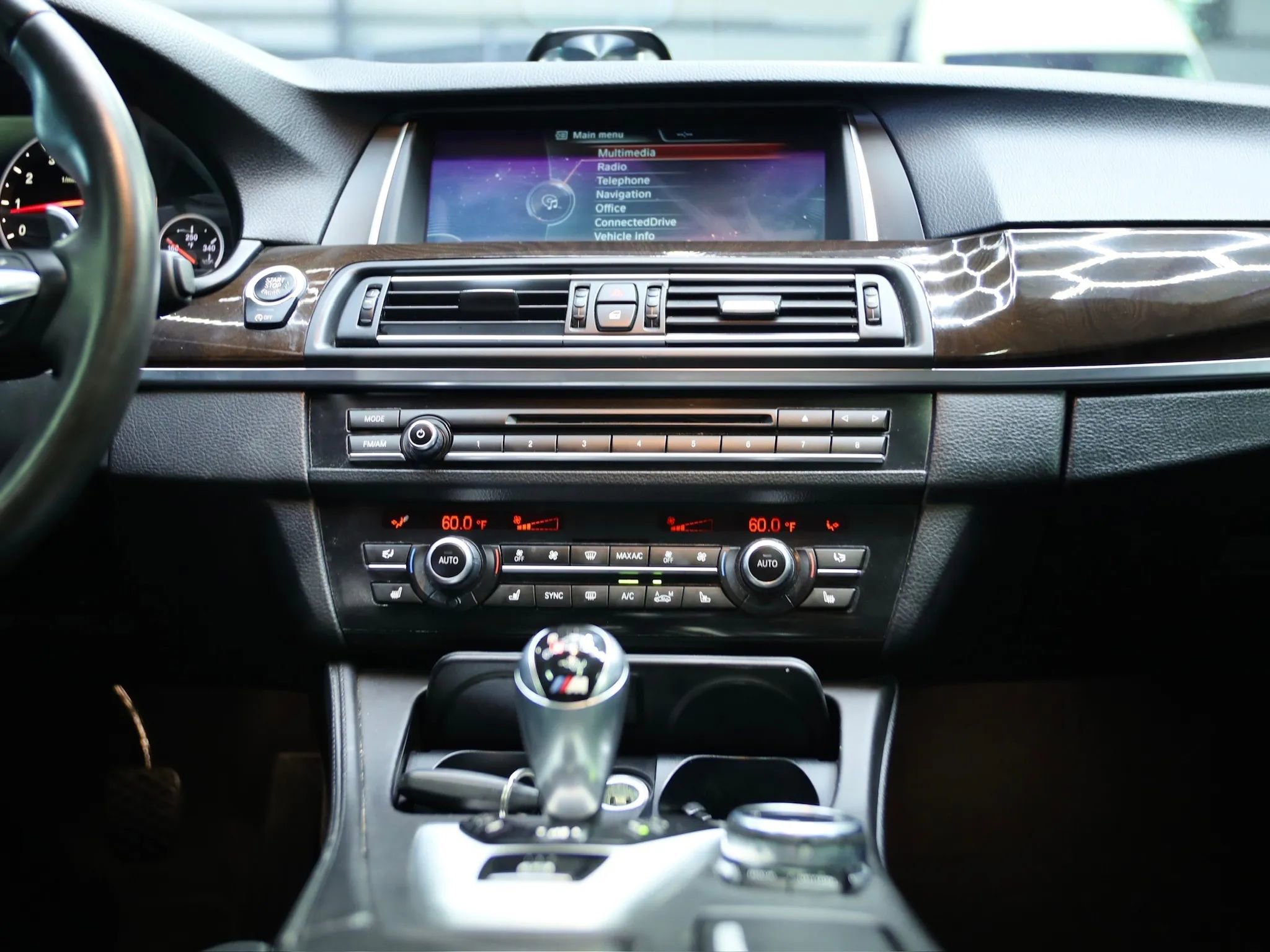 Used 2014 BMW M5 image 35