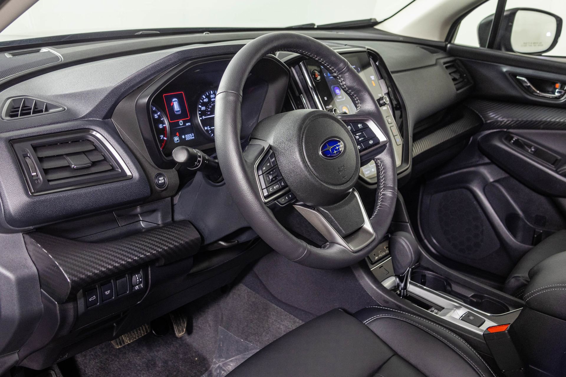 Used 2026 Subaru Ascent Premium image 3