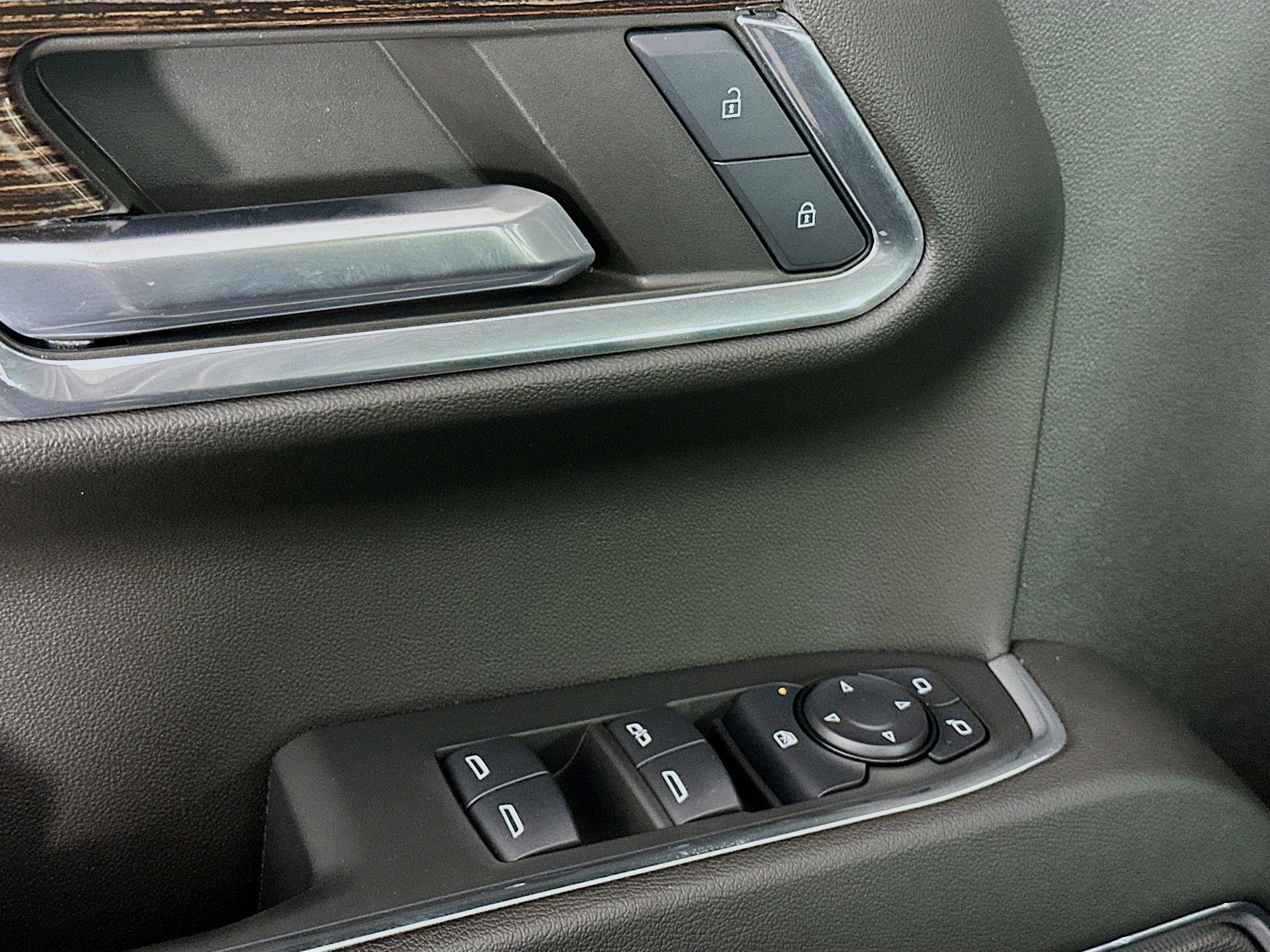 Used 2024 GMC Sierra 1500 Elevation AWD/4WD image 15