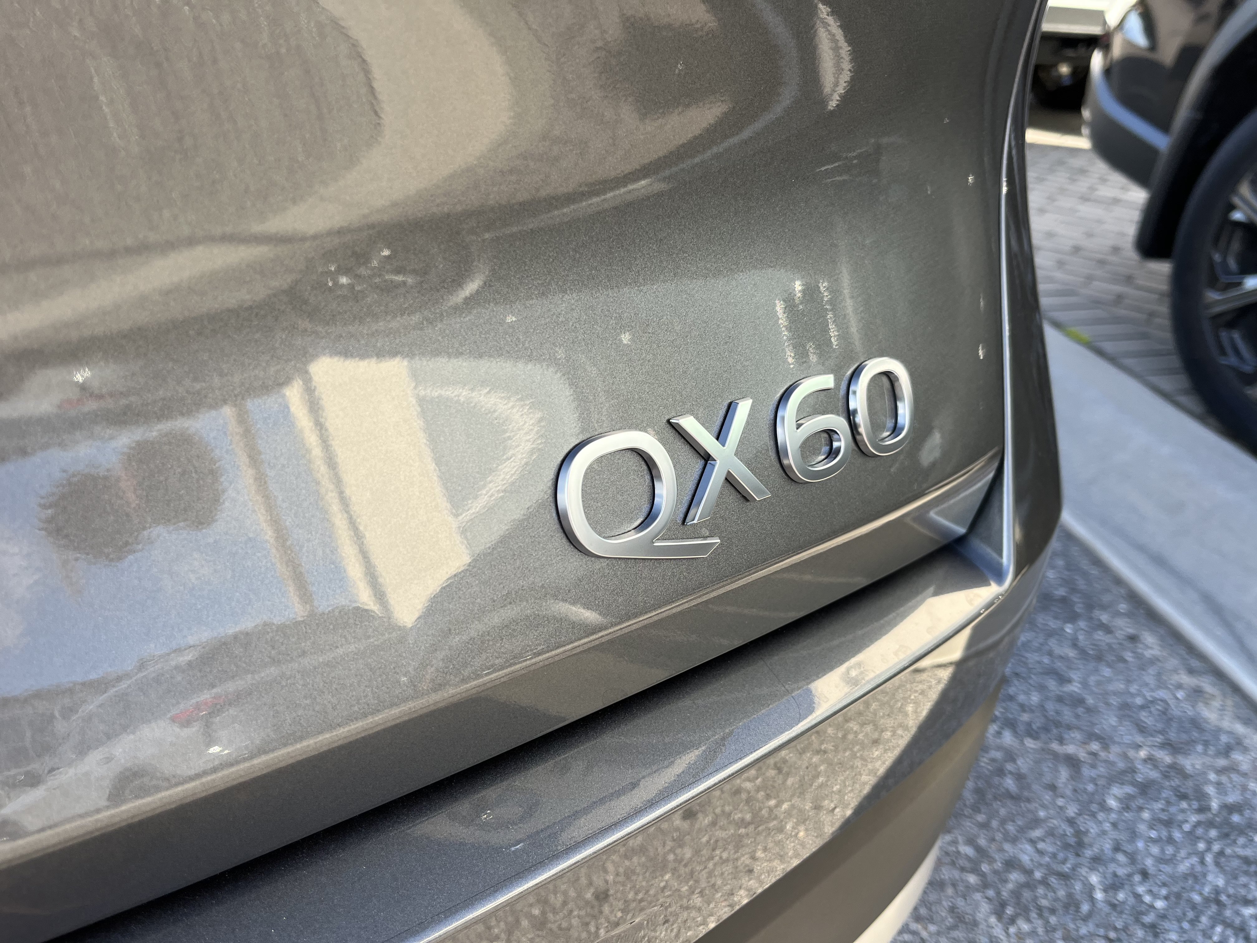 New 2027 INFINITI QX60 Luxe w/ Cargo Package FWD image 5