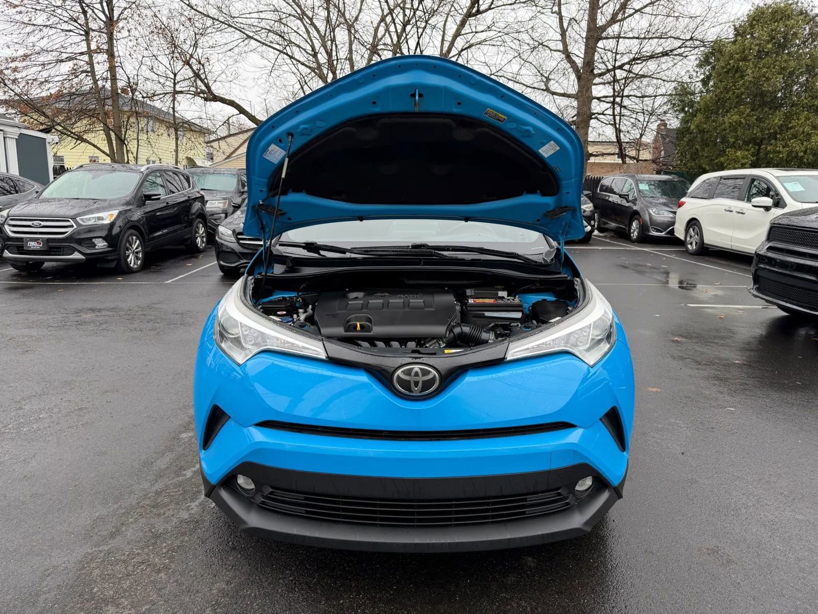 Used 2019 Toyota C-HR XLE image 37