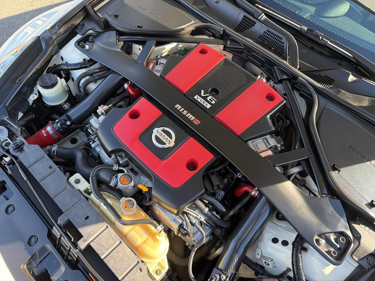 Used 2017 Nissan 370Z NISMO RWD image 14