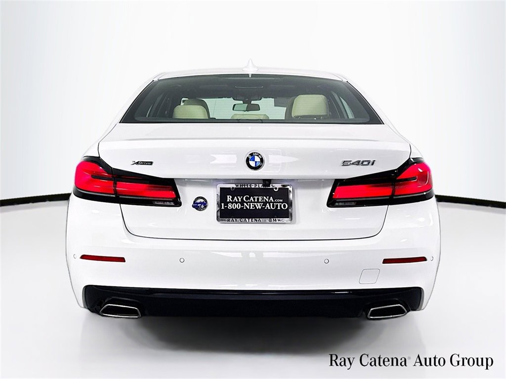 Certified 2023 BMW 540i xDrive w/ Premium Package image 6
