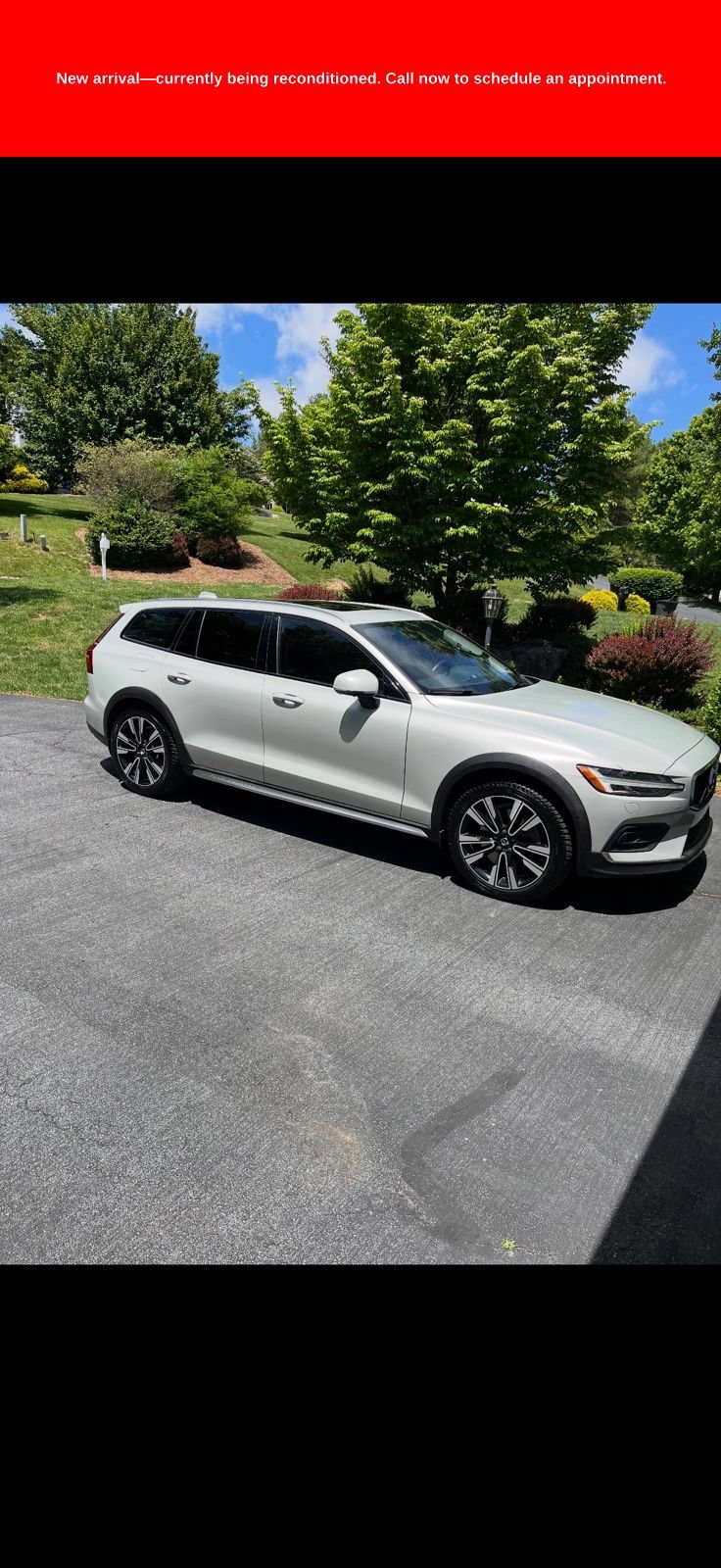 Used 2020 Volvo V60 T5 Cross Country AWD/4WD image 1