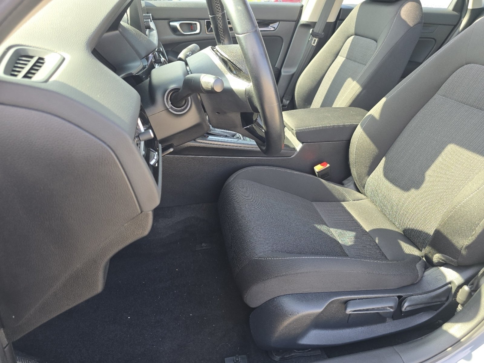 Used 2024 Honda Civic EX image 24