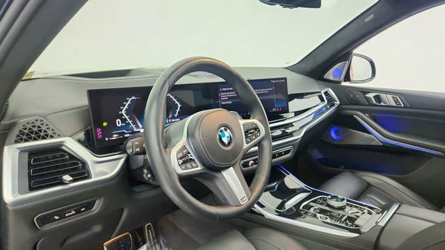 Used 2024 BMW X7 xDrive40i w/ Executive Package image 19