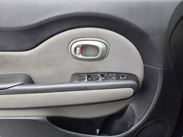 Used 2017 Kia Soul + image 24