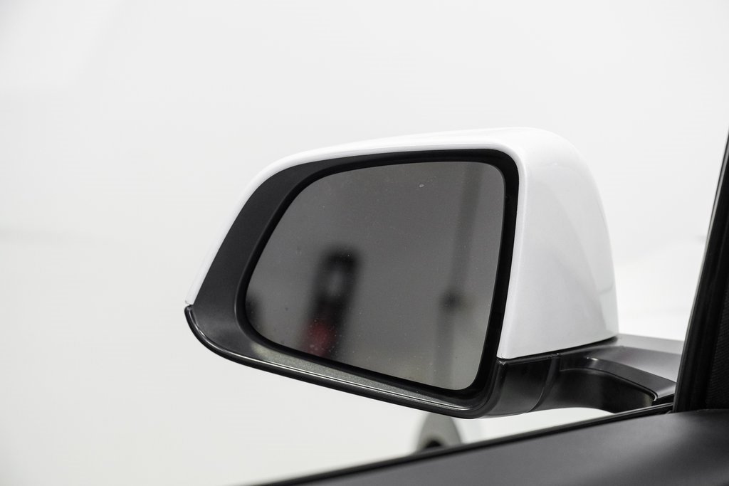 Used 2020 Tesla Model Y Performance image 43