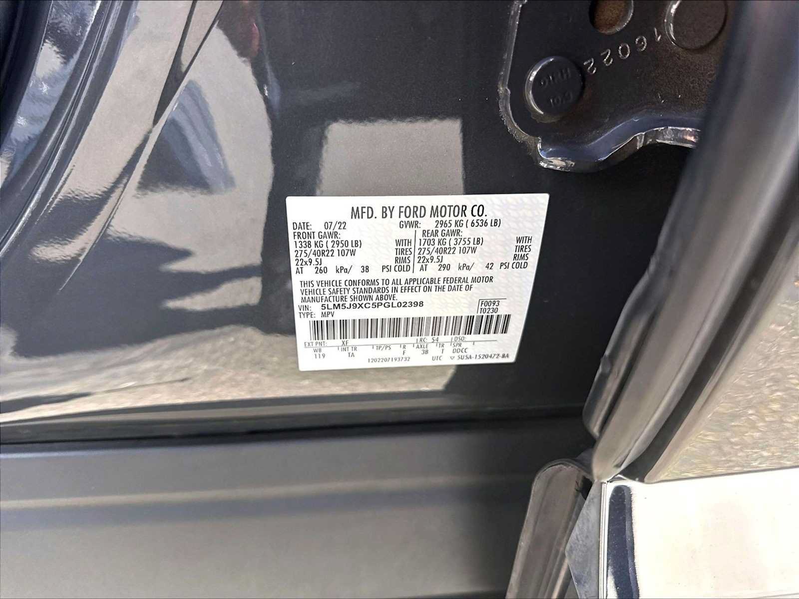 Used 2023 Lincoln Aviator Black Label AWD/4WD image 32