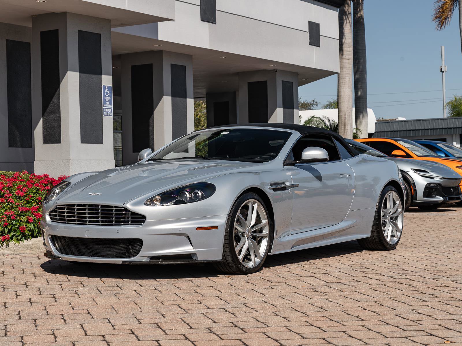 Used 2010 Aston Martin DBS Volante image 27