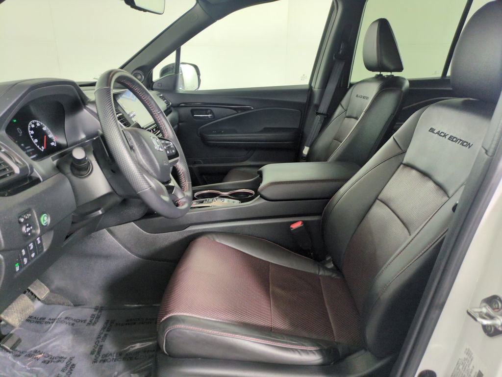 Used 2024 Honda Ridgeline Black Edition image 13