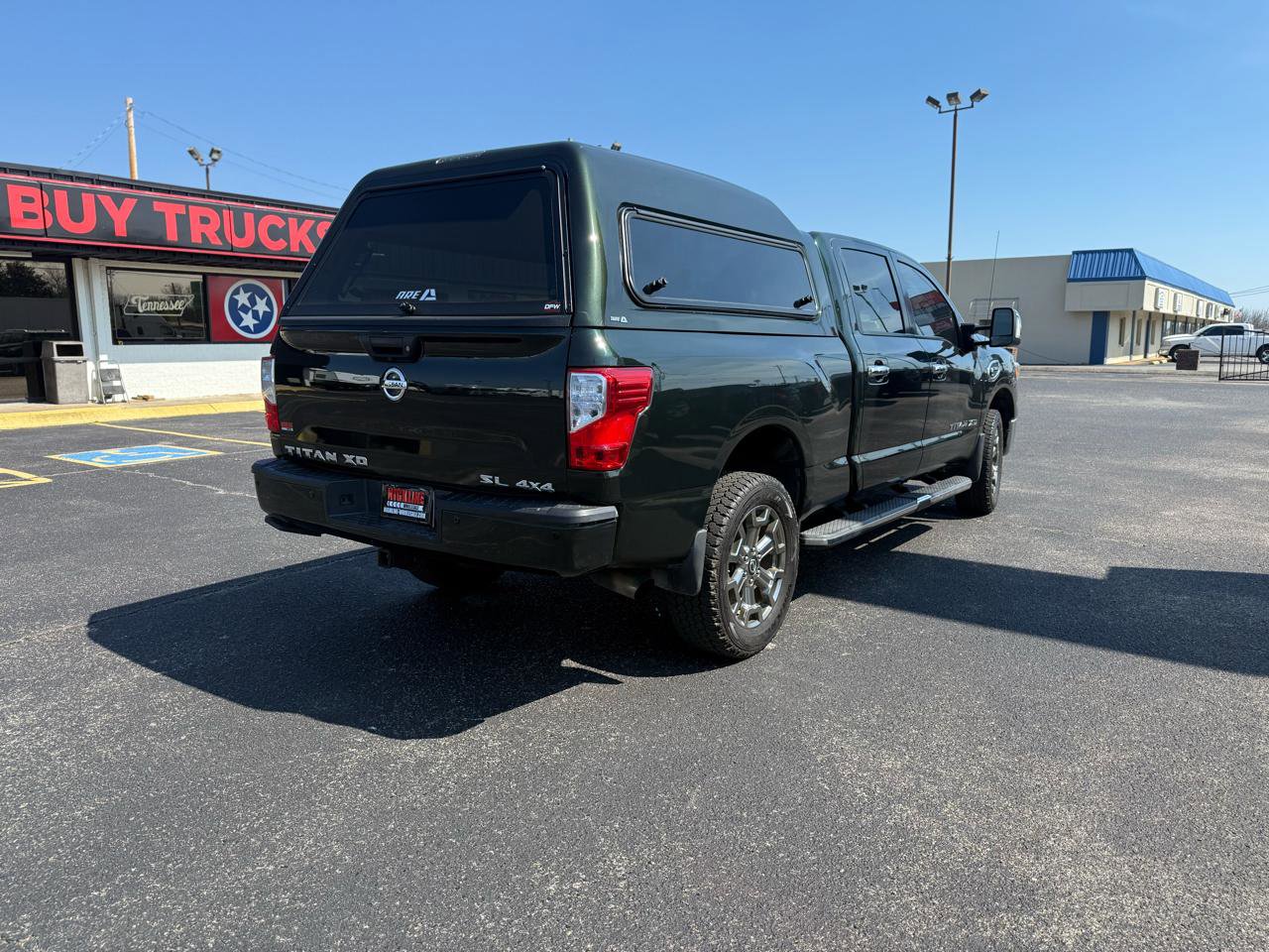 Used 2019 Nissan Titan SL w/ Chrome Package image 4