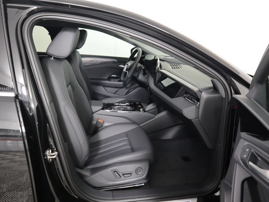 New 2025 Audi A6 e-tron Premium Plus RWD image 22