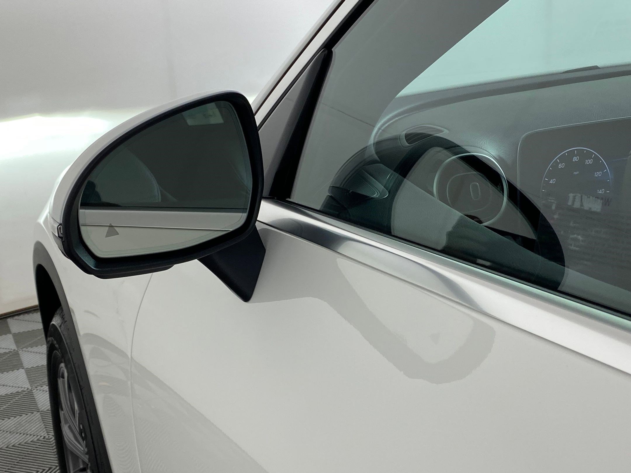 Used 2026 Mercedes-Benz GLC 300 4MATIC image 22