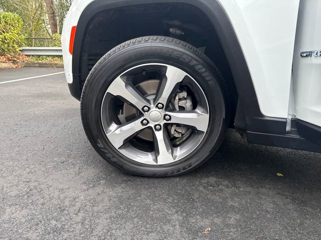 Used 2023 Jeep Grand Cherokee 4WD 4xe w/ Luxury Tech Group II image 29