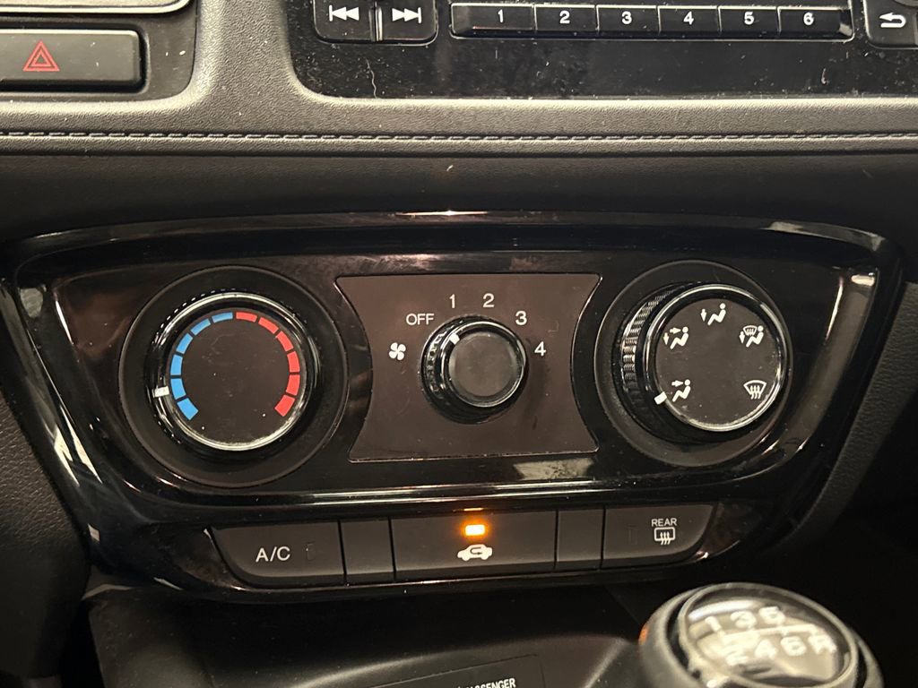 Used 2017 Honda HR-V LX image 24