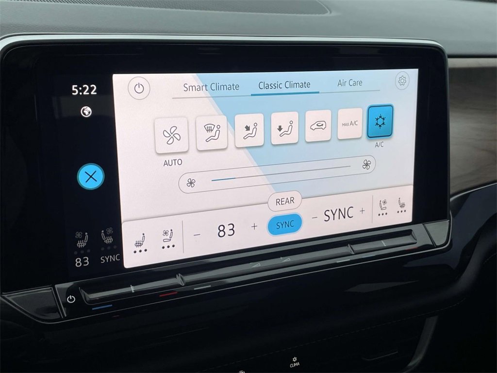 Used 2024 Volkswagen Atlas SE image 28