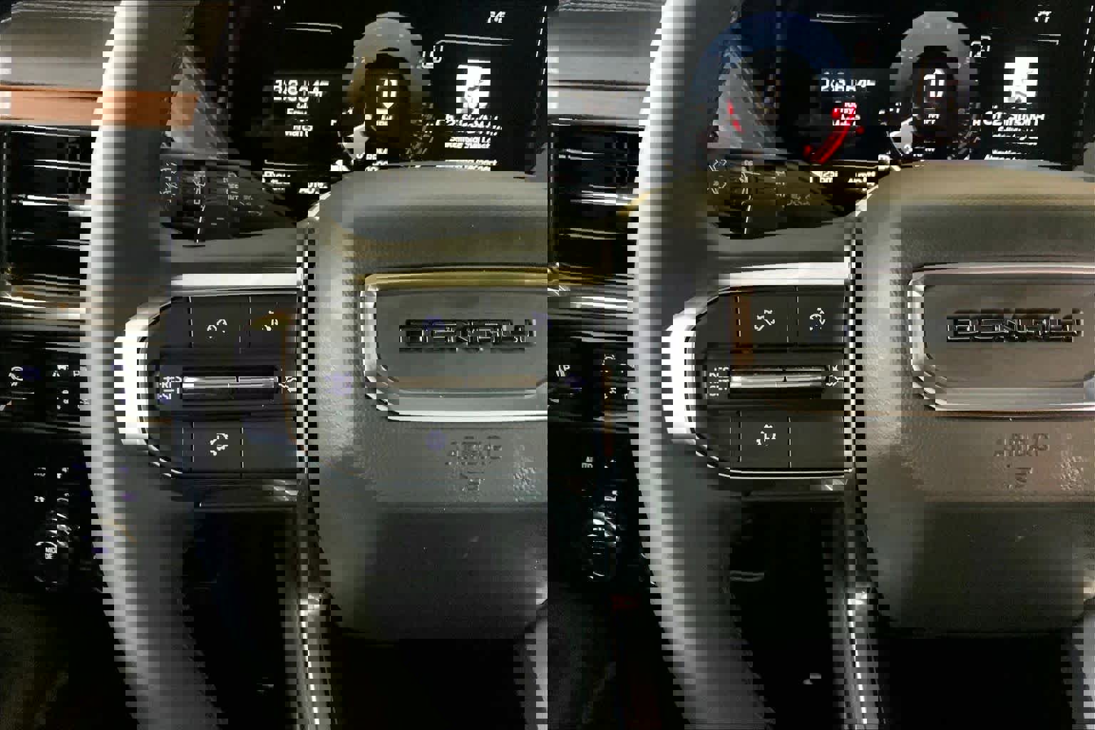 Used 2026 GMC Yukon Denali image 24