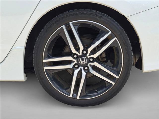 Used 2017 Honda Accord Sport image 15