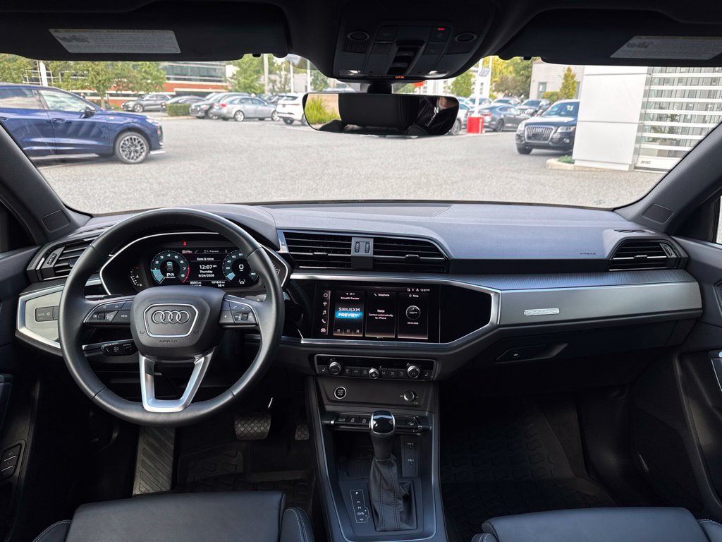 Used 2025 Audi Q3 2.0T Premium w/ Convenience Package AWD/4WD image 32