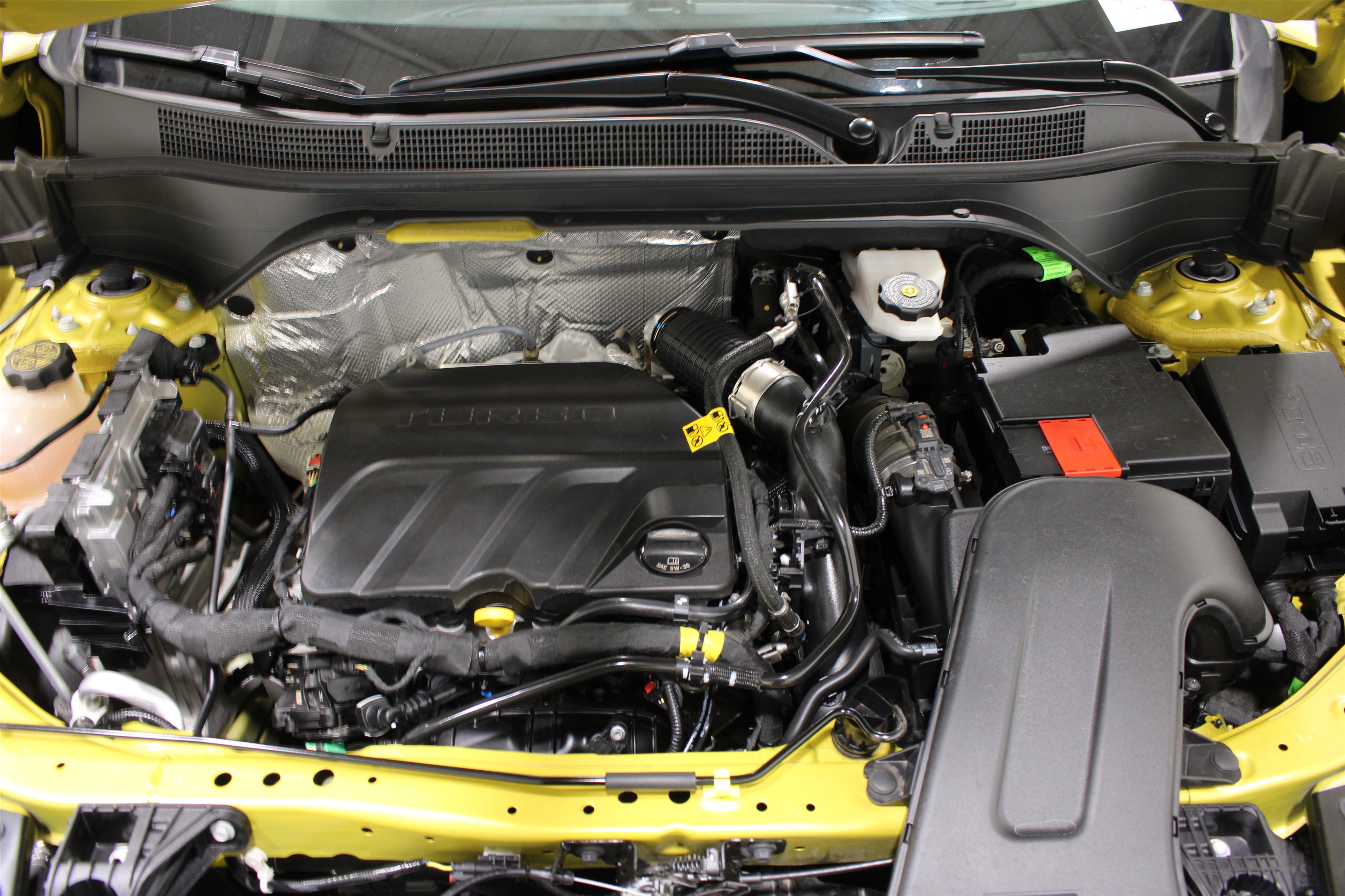 Used 2024 Chevrolet Trax RS w/ Driver Confidence Package FWD image 39