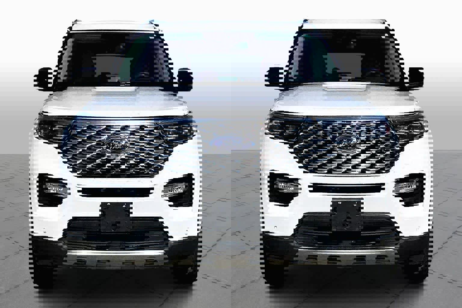 Used 2021 Ford Explorer Platinum w/ Equipment Group 601A image 3