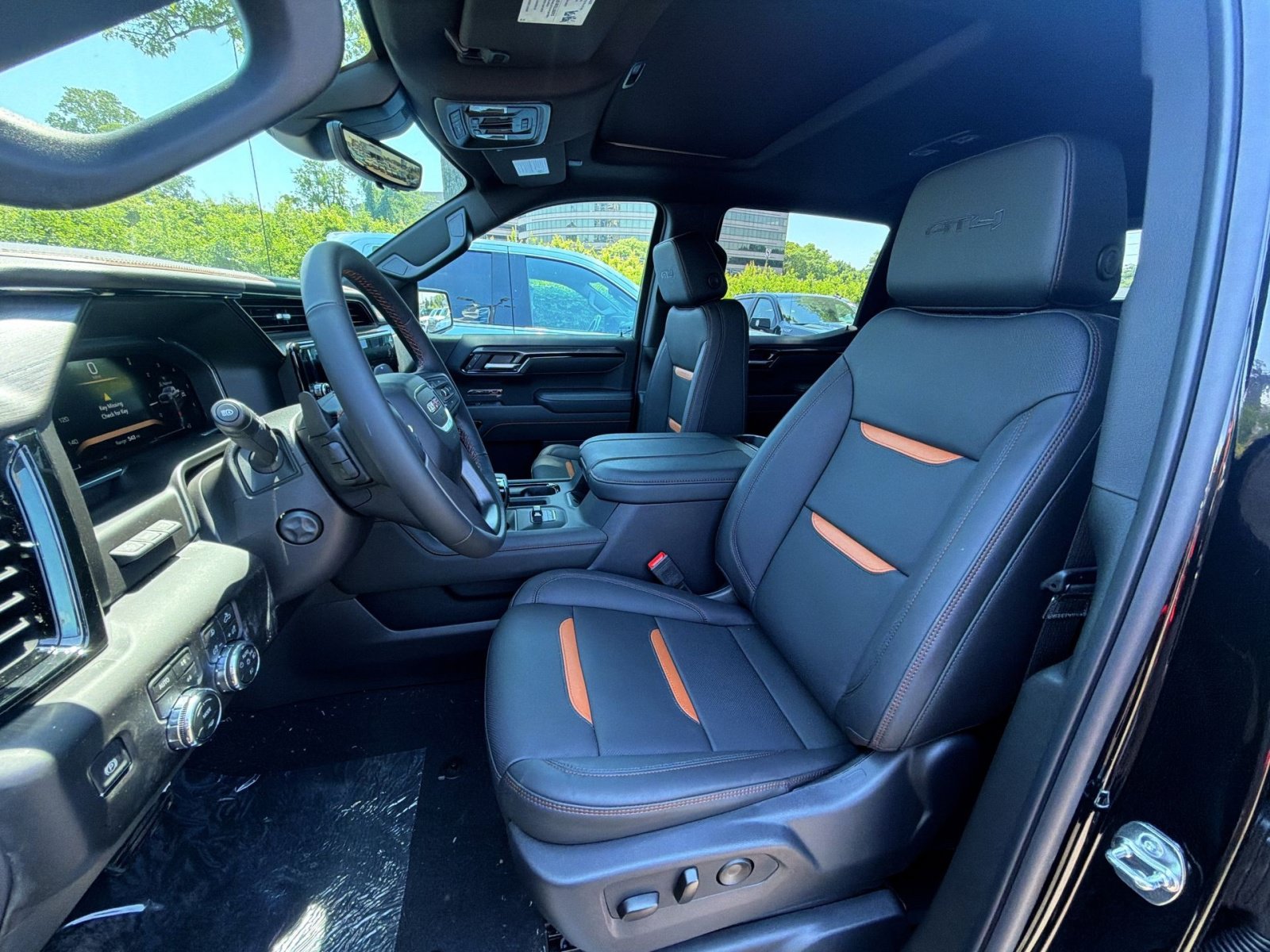 New 2026 GMC Sierra 1500 AT4 w/ AT4 Premium Package AWD/4WD image 13