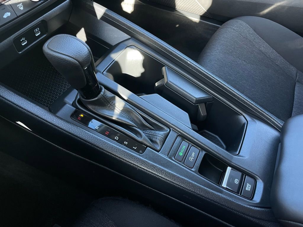 Certified 2025 Honda Accord LX image 19