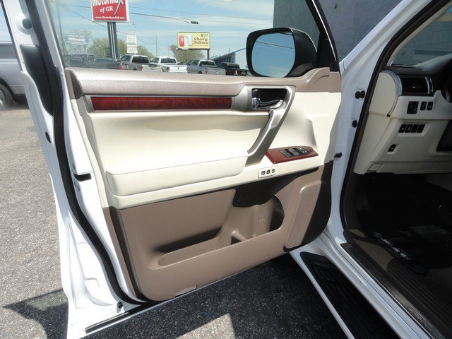 Used 2019 Lexus GX 460 Premium AWD/4WD image 23